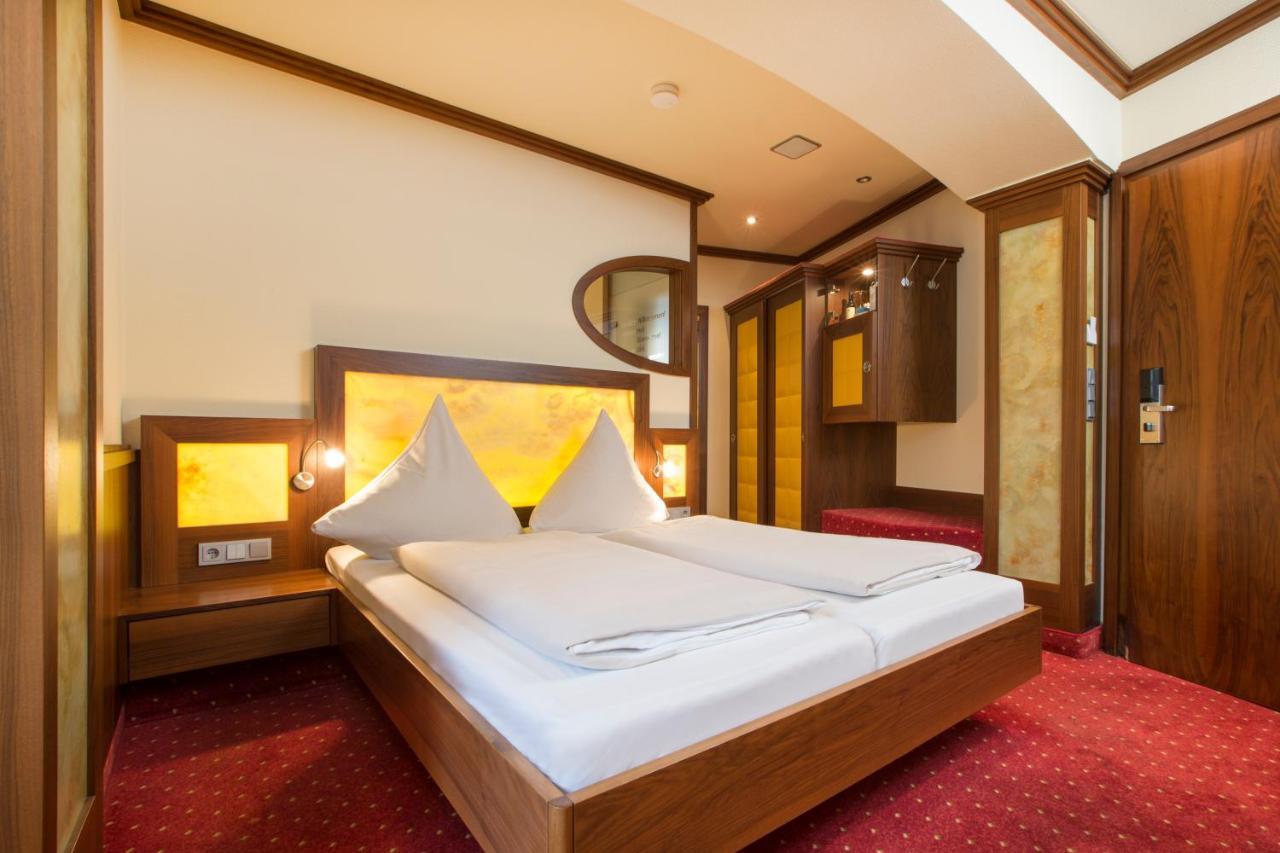 Hotel Petershof Констанц Экстерьер фото