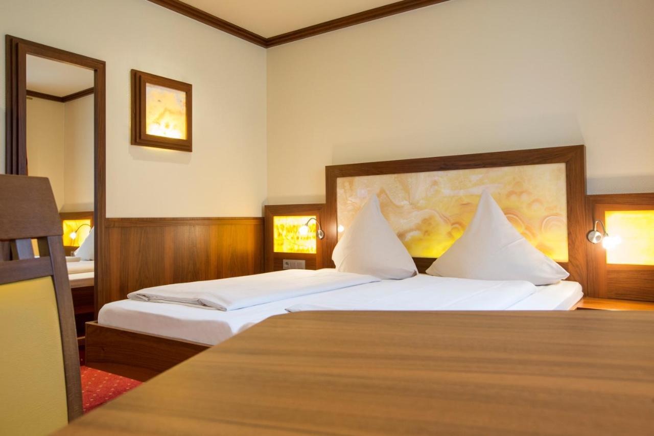 Hotel Petershof Констанц Экстерьер фото