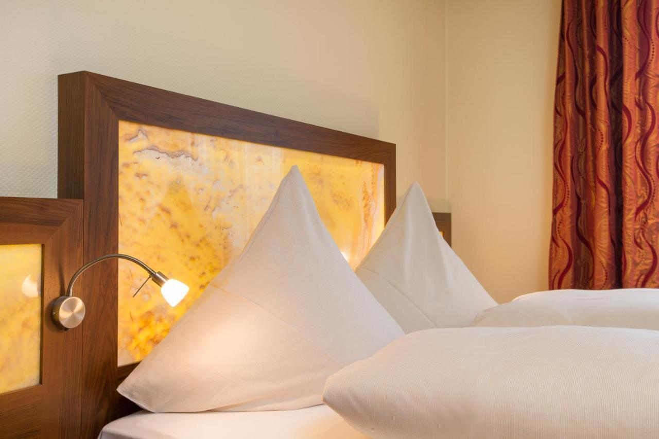 Hotel Petershof Констанц Экстерьер фото